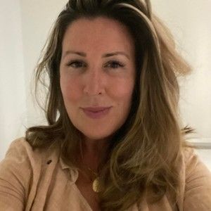 Meet your Posher, Chrysalis